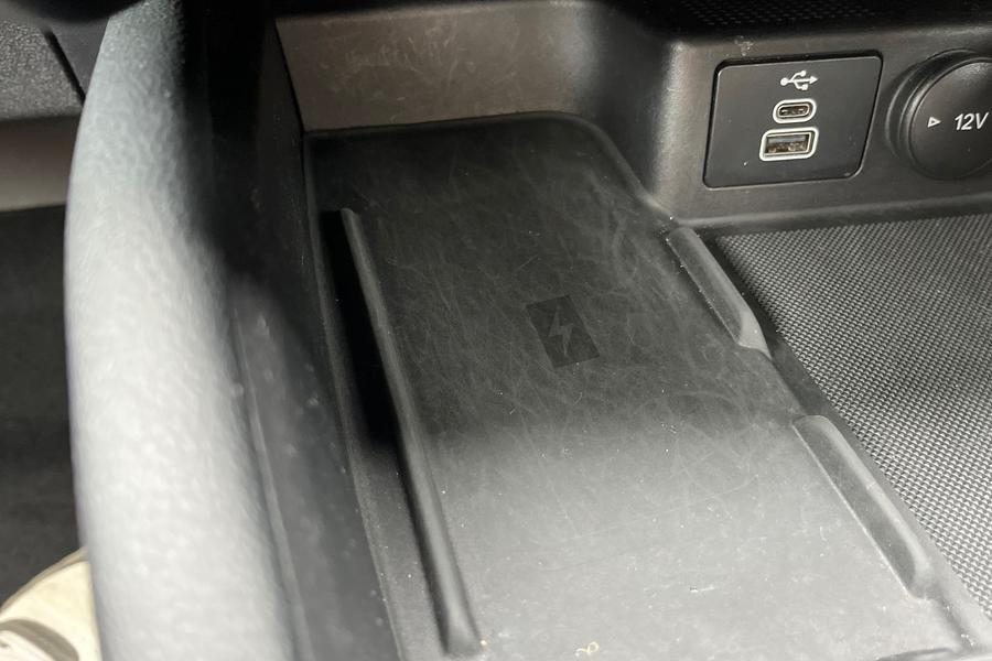 Ford Kuga Photo autoimg-db2f59760633a9b0db0dc011fc794e2566de15b7.jpg
