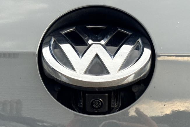Volkswagen Golf Photo 32