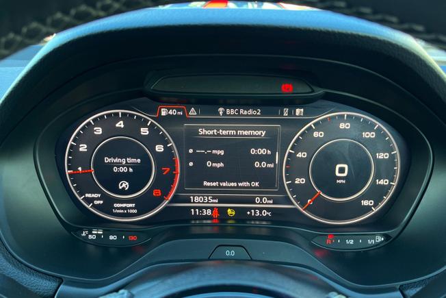 Audi Q2 Photo 15