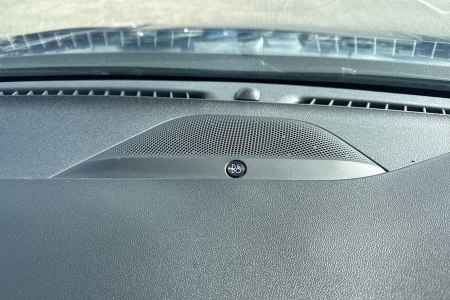 Ford FOCUS Photo autoimg-db38a8548c2443102b43e0ff9703805a773f6cdc.jpg