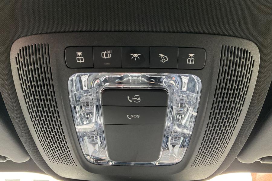 Mercedes-Benz GLB Photo autoimg-db3befda97fdae695b22df1f9eb3b266cb919458.jpg