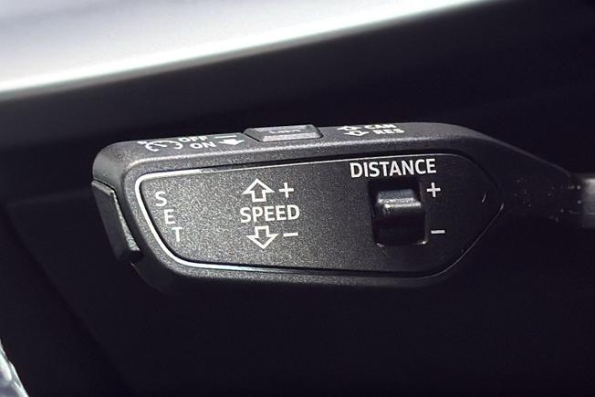 AUDI A3 Photo 38