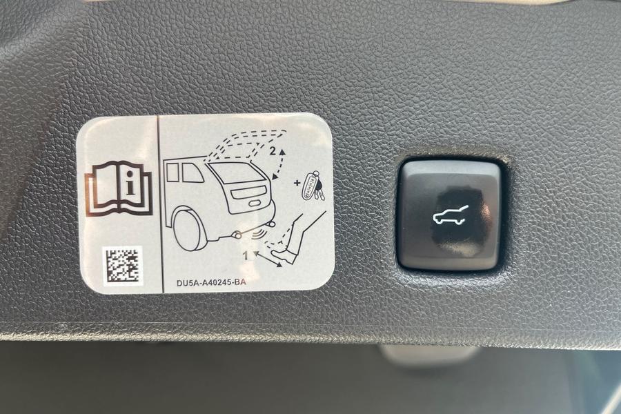 Ford Kuga Photo autoimg-db3c1d04769d21cdda4b59583218fa0ec49919fd.jpg