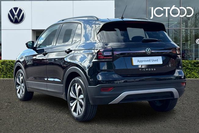 VOLKSWAGEN T-Cross Photo 3