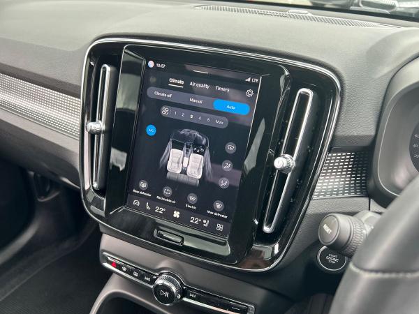 Volvo XC40 Photo autoimg-db3cefe1fbc48539567a5696005bb2ab16533d46.jpg
