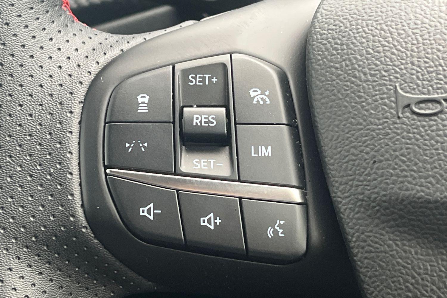 Ford KUGA Photo 22