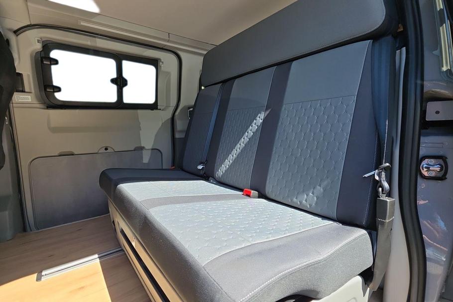 Used Ford TRANSIT CUSTOM NUGGET WO25UYN 11