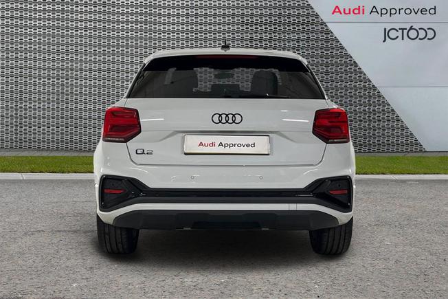 AUDI Q2 Photo 7