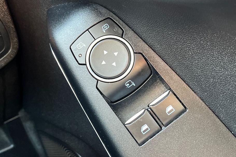 Used Ford FIESTA FL19VUX 16