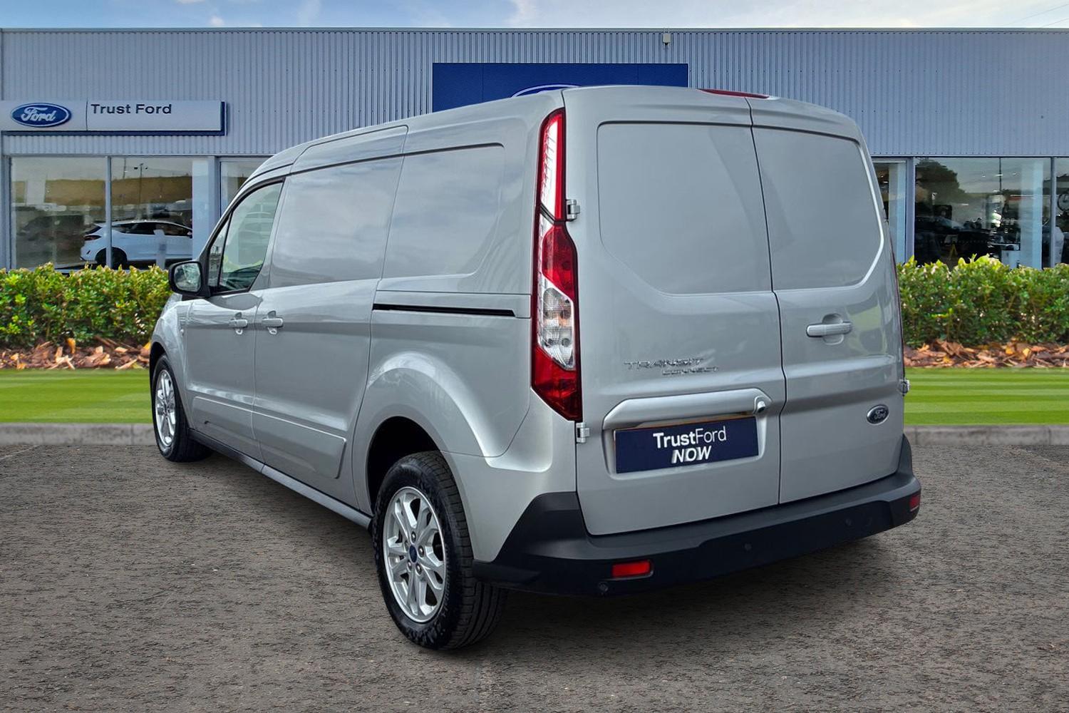 Ford TRANSIT CONNECT Photo 1