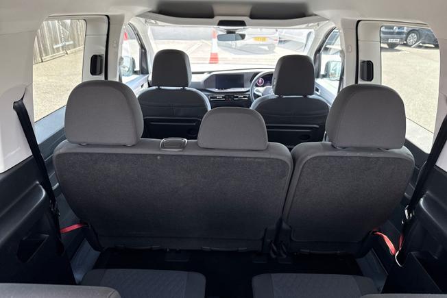 VOLKSWAGEN Caddy Maxi Photo 24