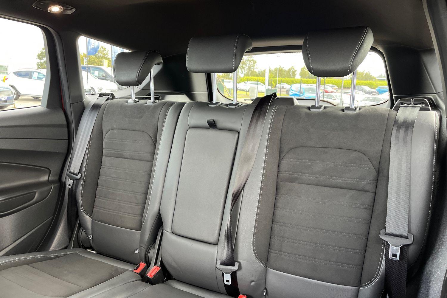 Ford KUGA Photo 19