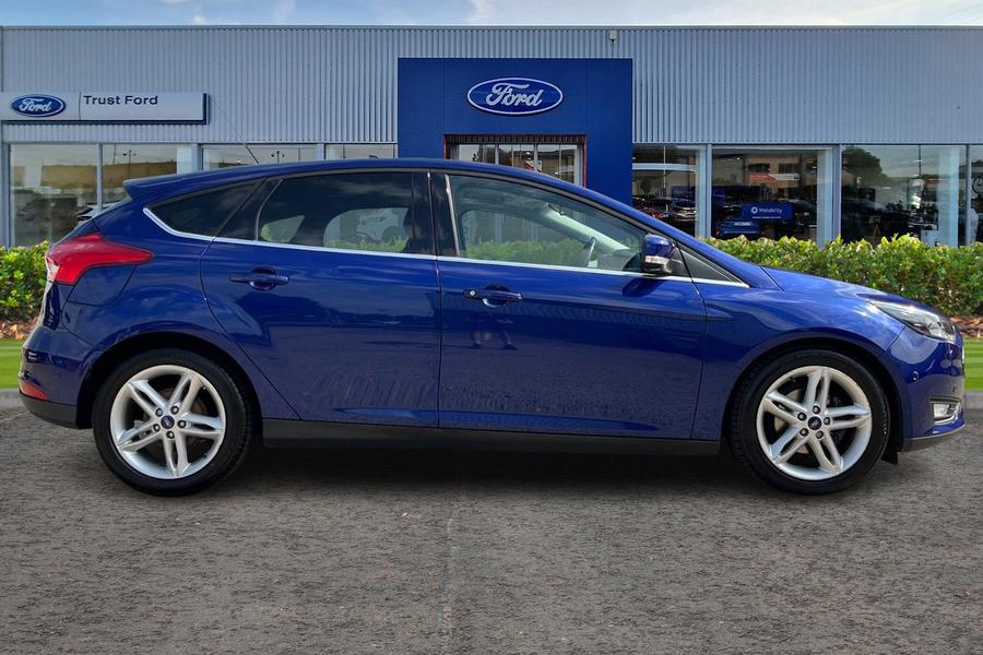 Ford Focus Photo autoimg-db5456872db20ccc3f5b2c223dc948b8c986a940.jpg