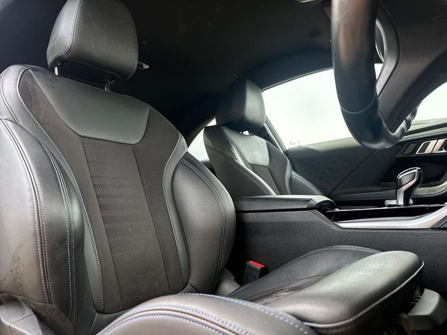 BMW 2 Series Photo 26