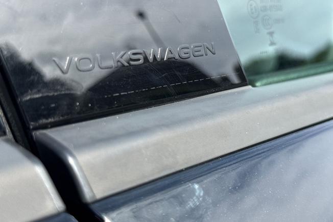 VOLKSWAGEN T-Roc Photo 23