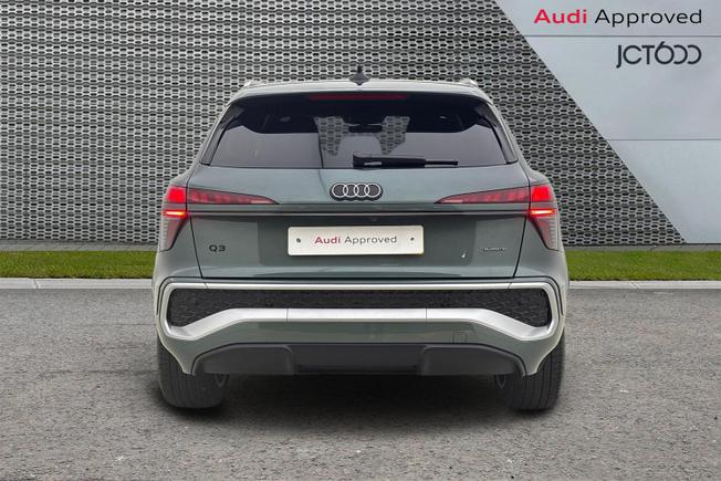 AUDI Q3 Photo 7