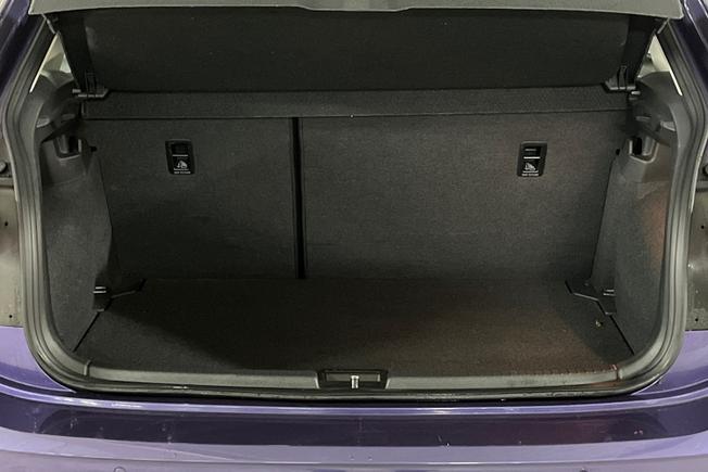 VOLKSWAGEN Polo Photo 12