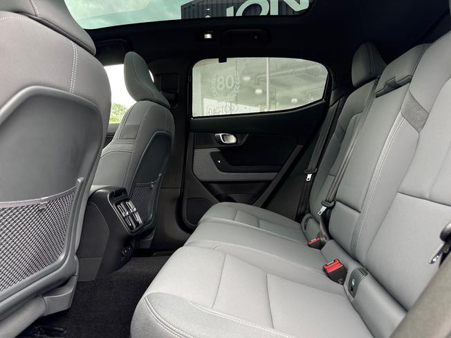 POLESTAR Polestar 2 Photo 42