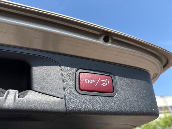 MERCEDES-BENZ Glc Photo 22