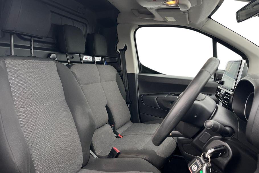 Used Toyota PROACE CITY CU72ZDE 9