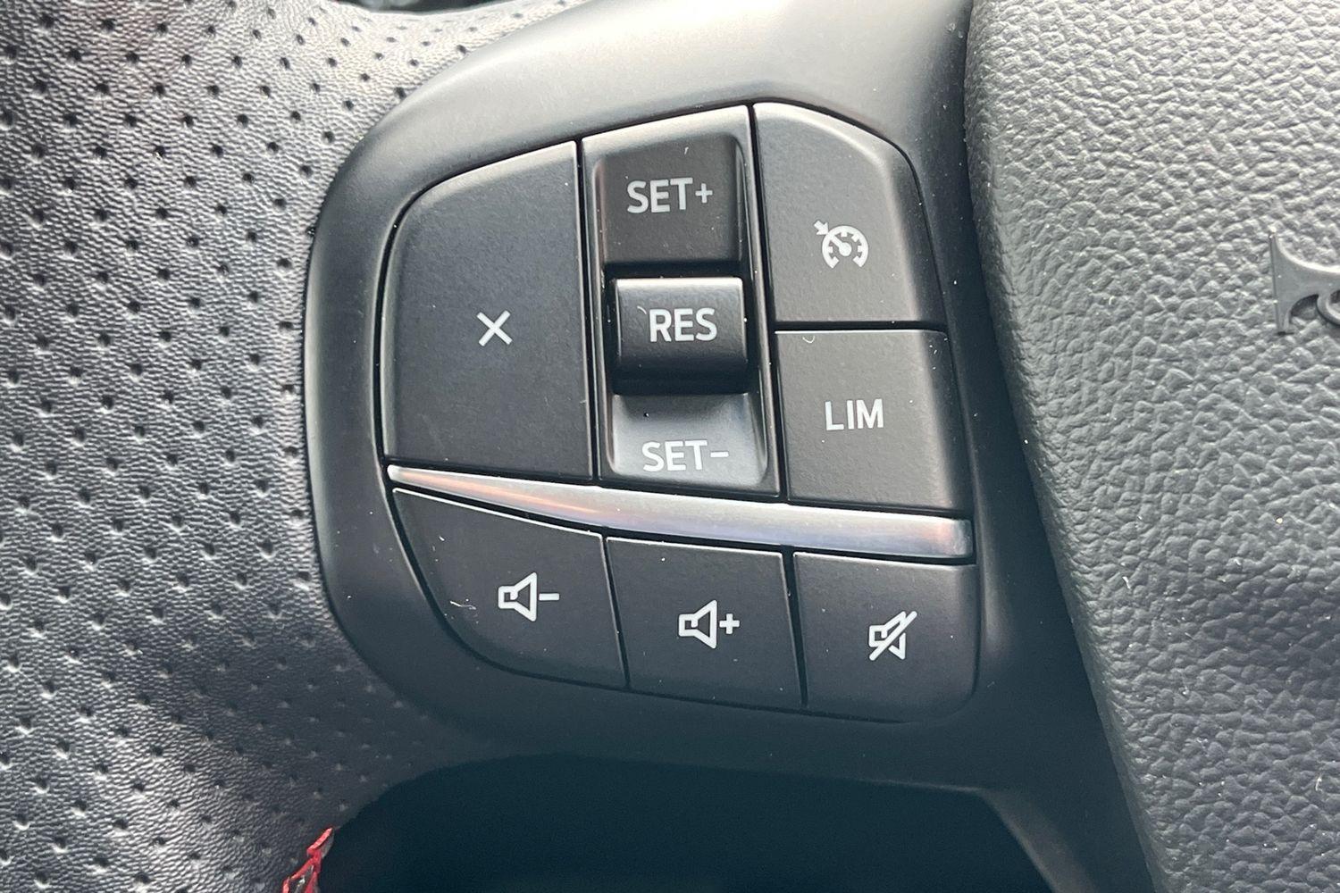Ford Kuga Photo 22