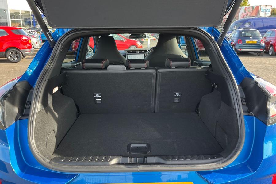 Ford PUMA Photo autoimg-db684fab5e541f18dd2aa9356a52a4922d0853c1.jpg