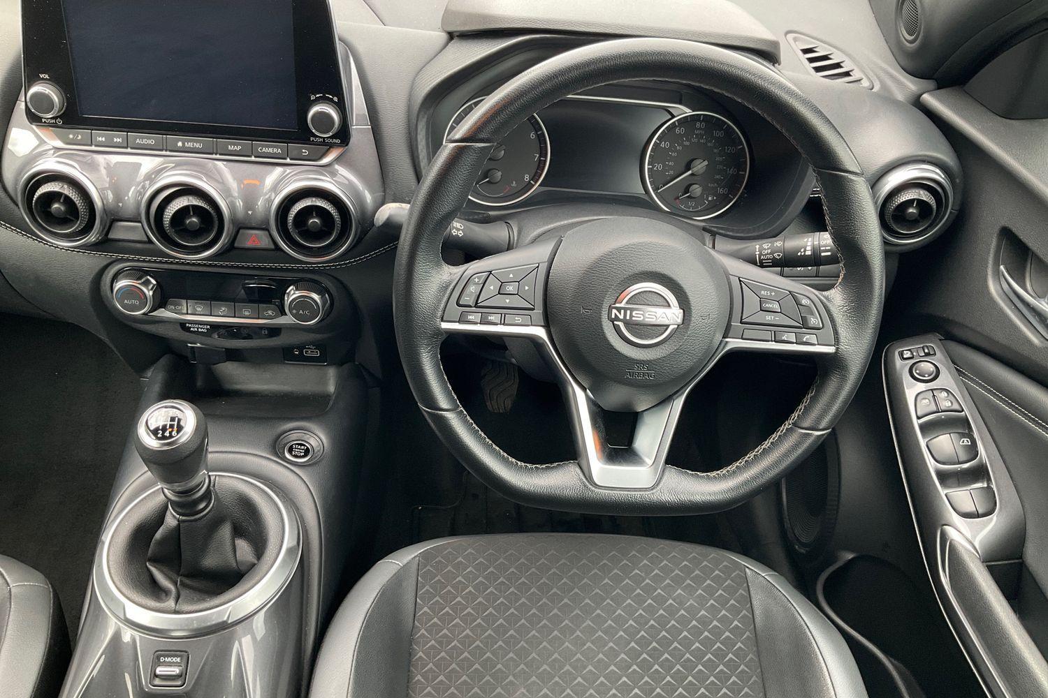 Nissan JUKE Photo 10