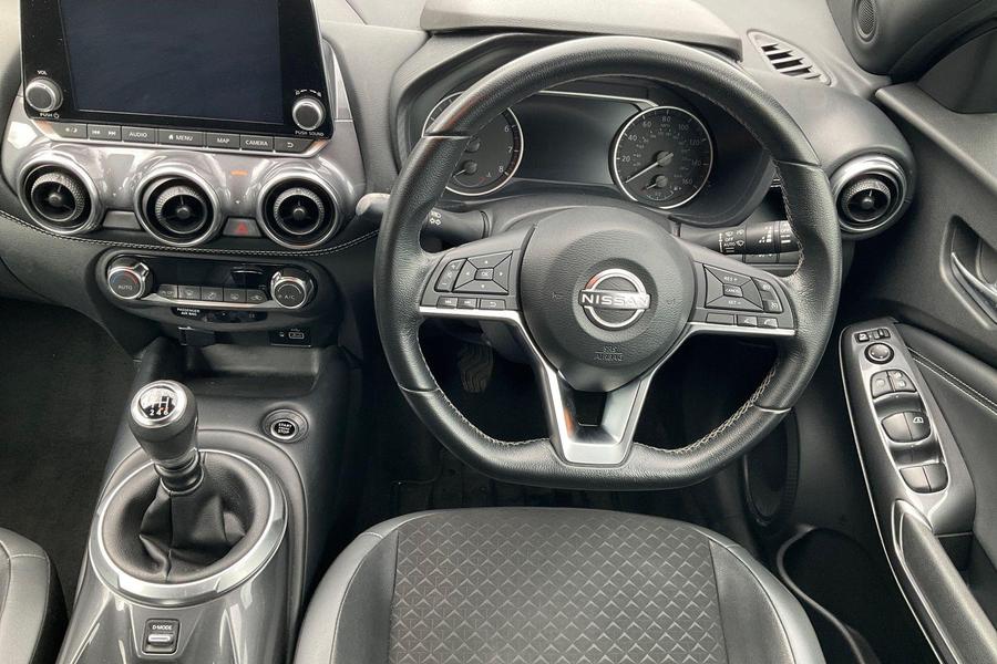 Nissan JUKE Photo autoimg-db6f7fb6589f7250da02795f35547d1d07f79f3a.jpg