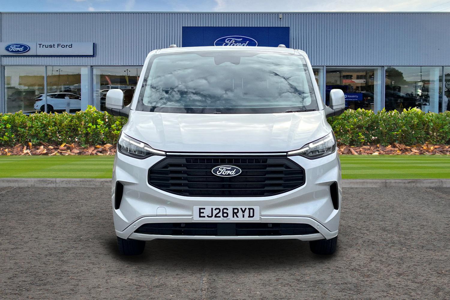 Ford Transit Custom Photo 11