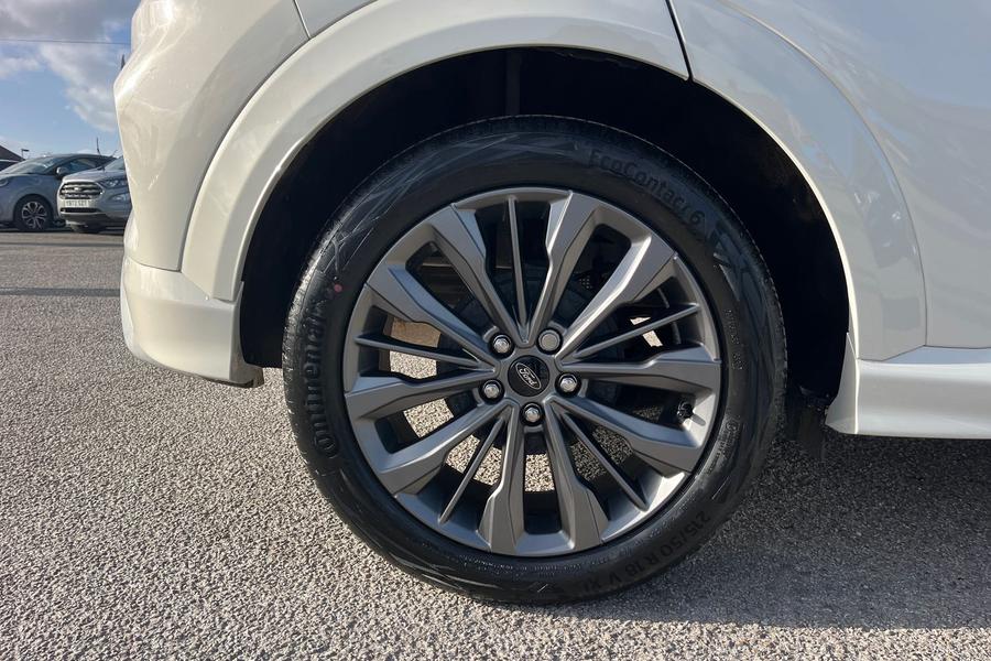 Ford PUMA Photo autoimg-db6fd1d943720e1965f7cc6ae6a55289df5949cb.jpg