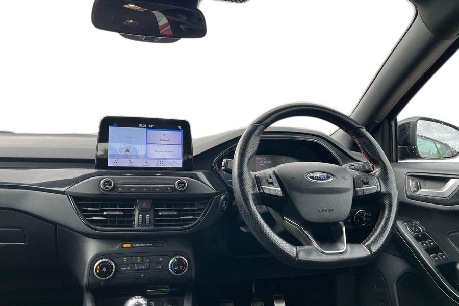 Ford FOCUS Photo autoimg-db707f0274cef368bc35d290cda40b03036d1619.jpg
