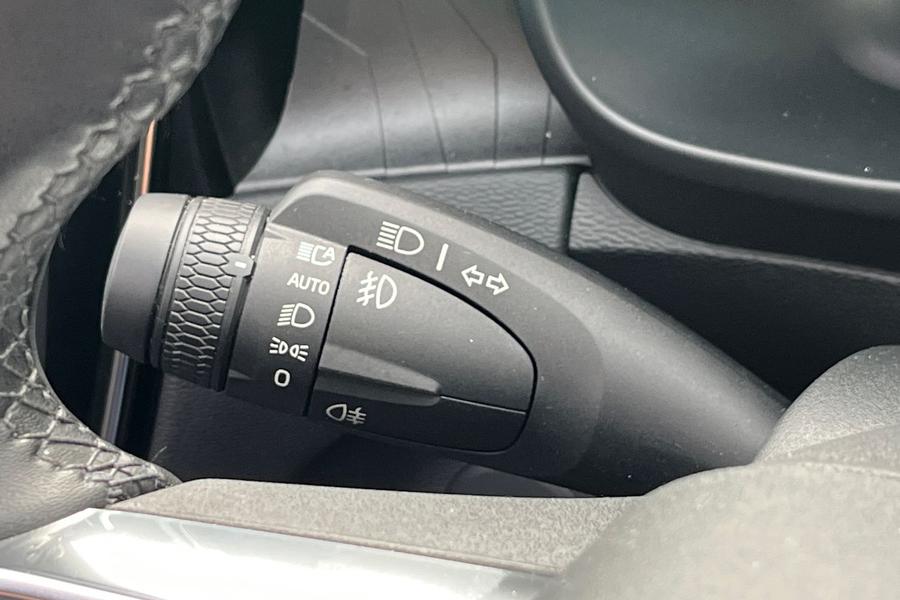 Volvo XC40 Photo autoimg-db712145d44bad8a47532f5c6a5b6a356792db55.jpg