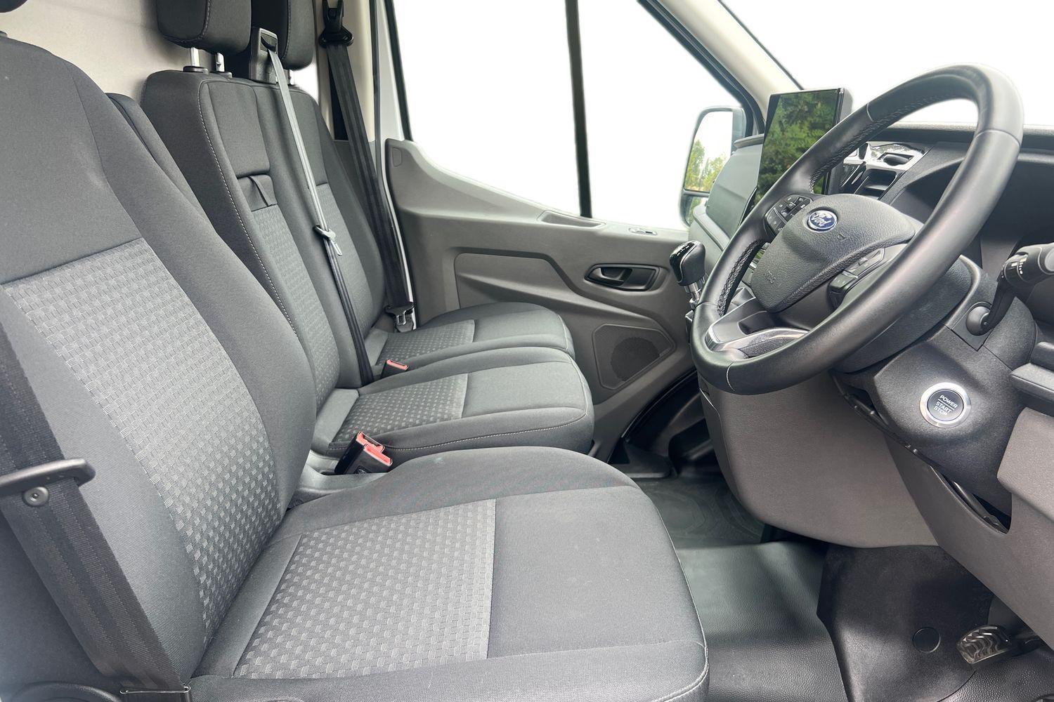 Ford TRANSIT Photo 10
