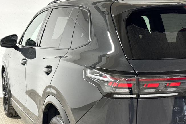 VOLKSWAGEN Tiguan Photo 26