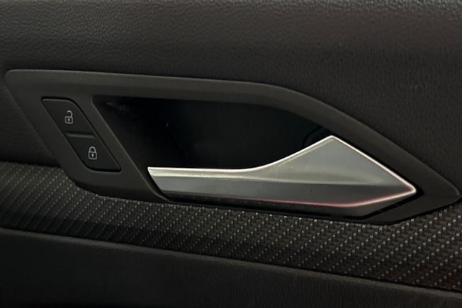 VOLKSWAGEN Golf Photo 26