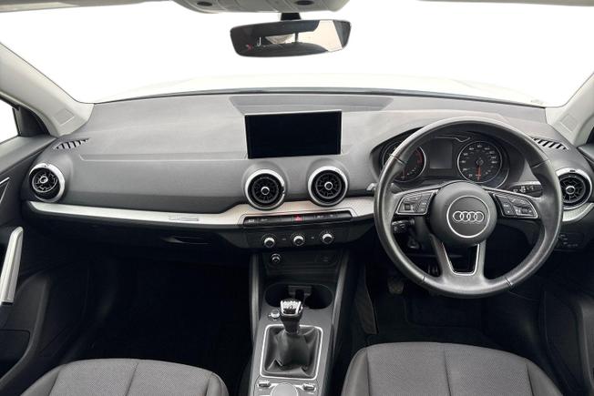 AUDI Q2 Photo 10