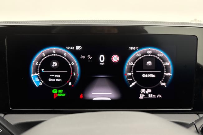 VOLKSWAGEN Tiguan Photo 15