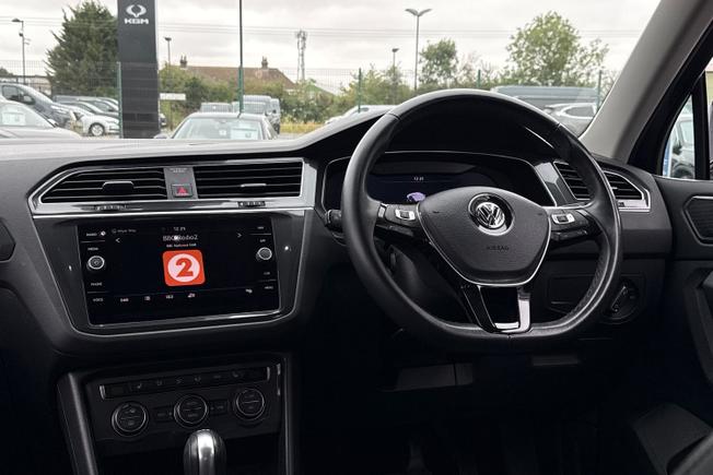 VOLKSWAGEN Tiguan Photo 40