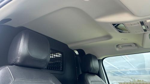 Land Rover Defender Photo autoimg-db89cba24c48ffa247709b668c645676c613c2a4.jpg