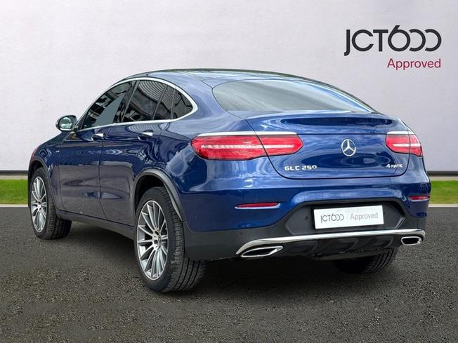 MERCEDES-BENZ GLC Photo 3