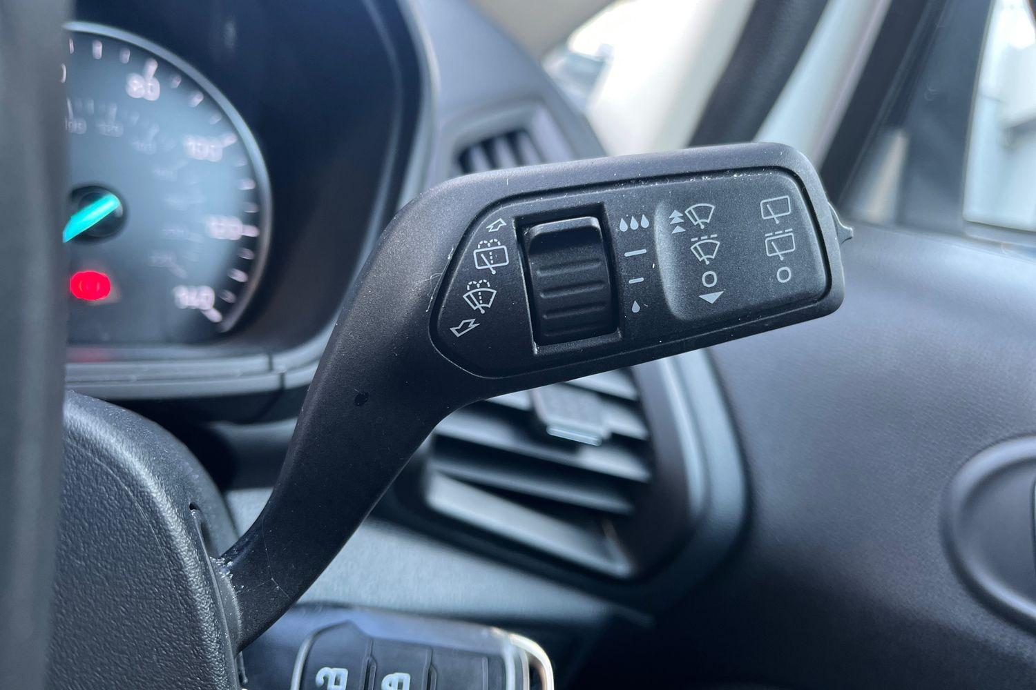 Ford ECOSPORT Photo 14