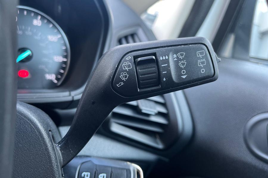 Ford ECOSPORT Photo autoimg-db8c1e78e9bb6a46db919e356b71c54bca4a402e.jpg