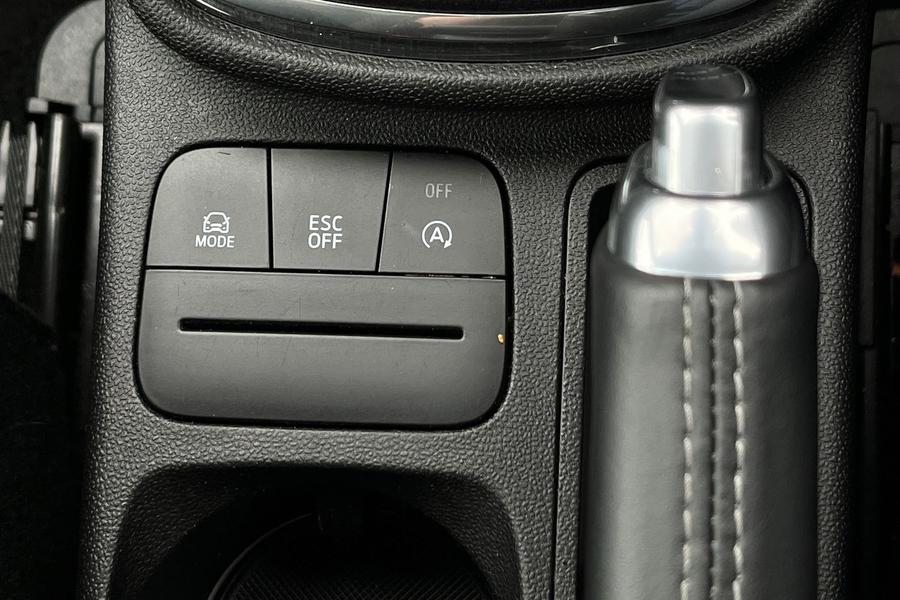 Ford FIESTA Photo autoimg-db8f6c43f08fa53a659a0f30c6778034afa256eb.jpg