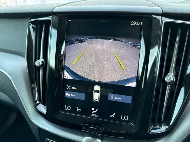 VOLVO XC60 Photo 33