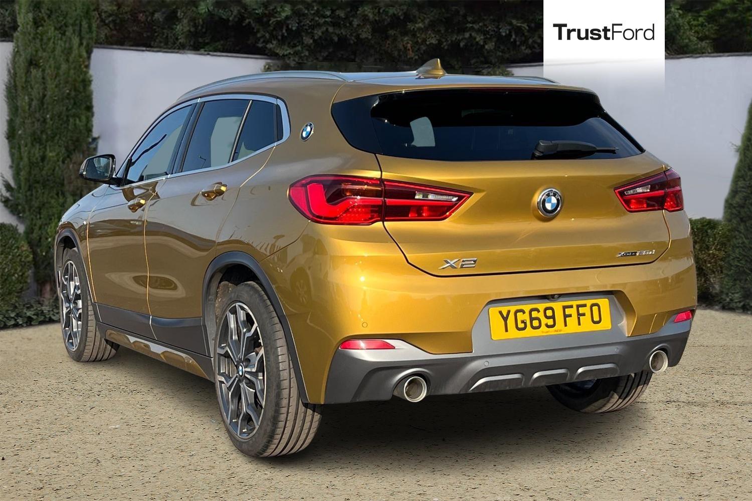 BMW X2 Photo 1