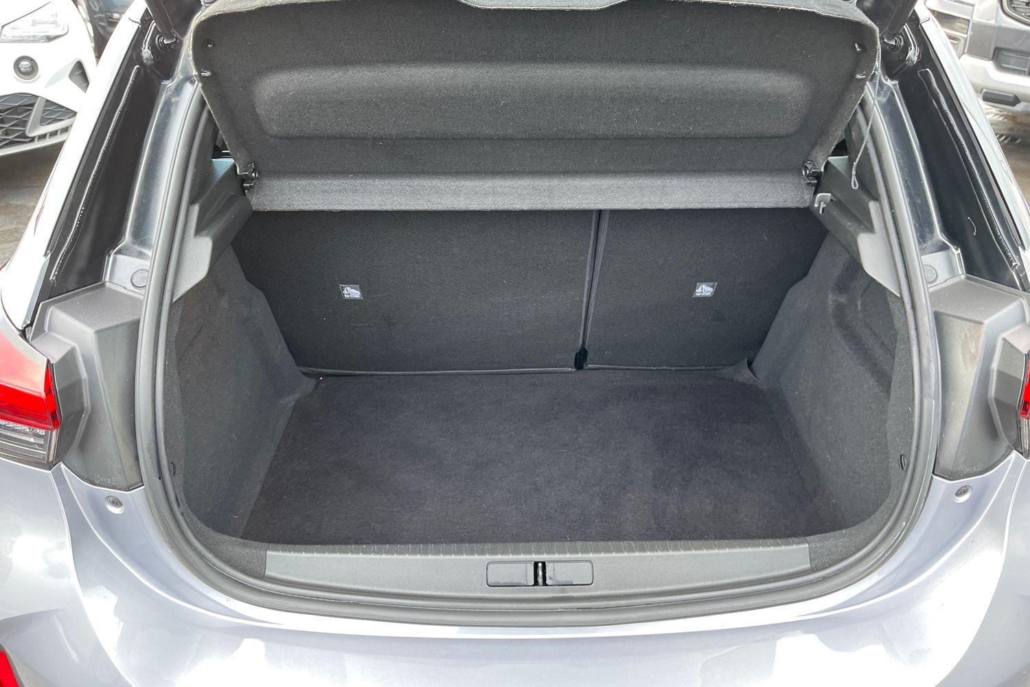 Vauxhall CORSA Photo 20