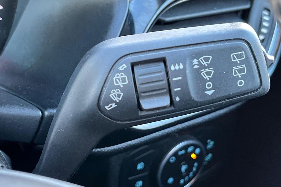 Used Ford FIESTA FL19VUX 15