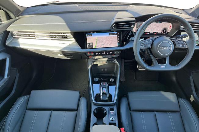 AUDI  A3 Saloon Photo 10