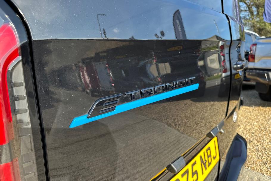 Used FORD E-TRANSIT CUSTOM WR75NBJ 20