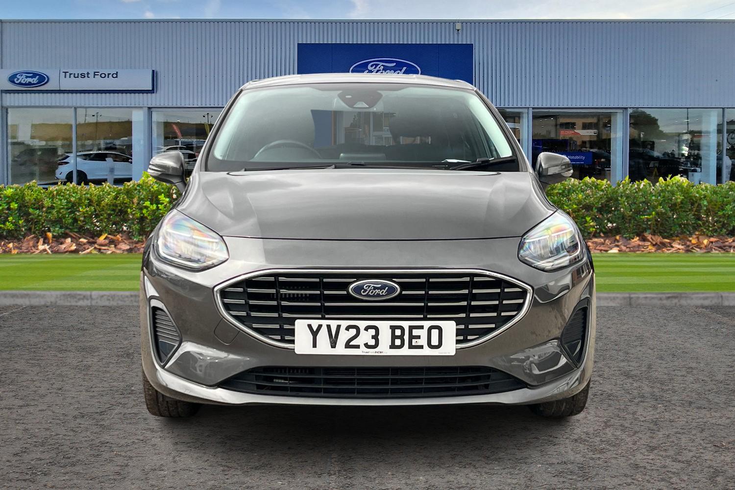 Ford FIESTA Photo 5